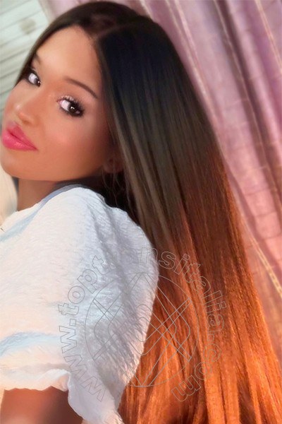 Foto selfie 1 di Evelyn Domenicana trans Cuneo