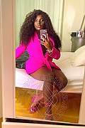  Londra Karol Bombom 0044.7438614130 foto selfie 10