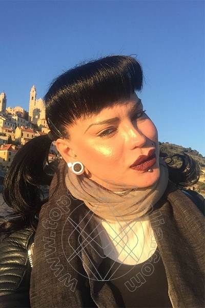 Foto selfie 2 di Diana Marini trans Roma
