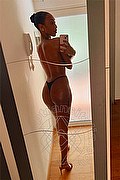  Milano Naomi Closed 345.7713495 foto selfie 3