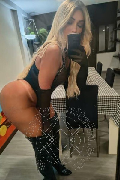 Foto selfie di Micaella Vayper trans Napoli