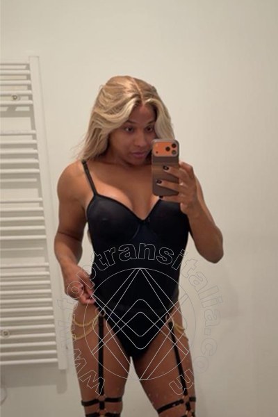 Foto selfie 9 di Adriana trans Roma