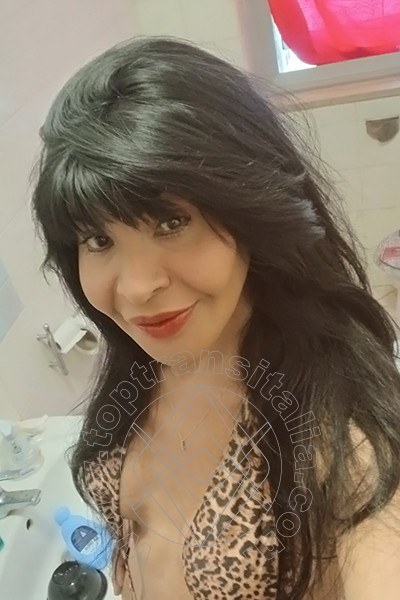 Foto selfie 1 di Tainá Oliveira trans Prato